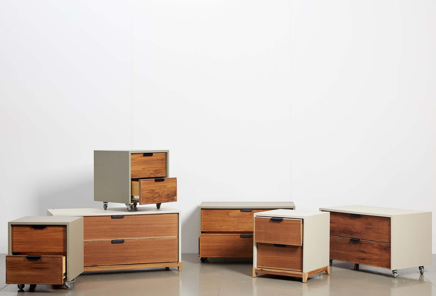 'Pappo' 45 drawer chest - with legs