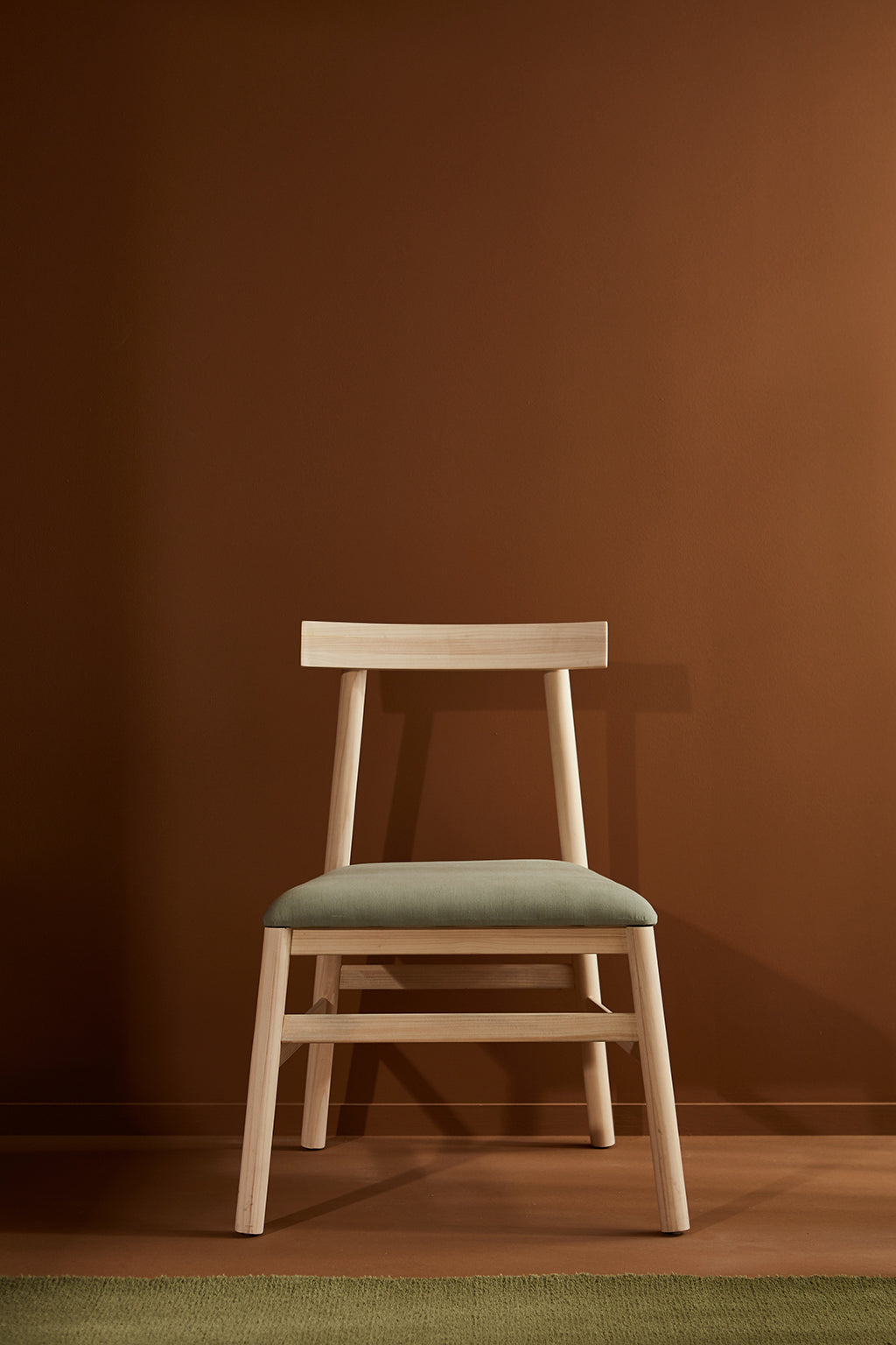 Lole Chair